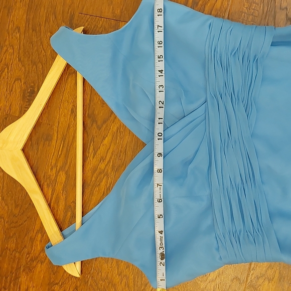 Mari Lee Dress - Picture 4 of 7